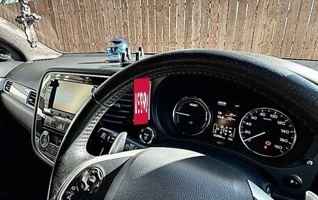 Mitsubishi Outlander III рестайлинг 3, 2013 год, 2 200 000 рублей, 12 фотография