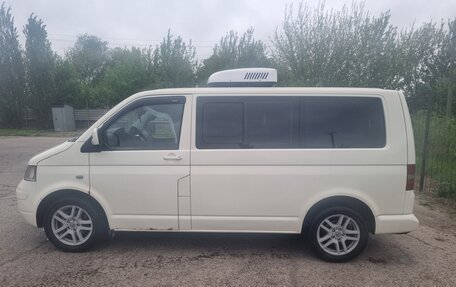 Volkswagen Transporter T5 рестайлинг, 2003 год, 1 050 000 рублей, 6 фотография