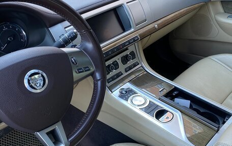 Jaguar XF I рестайлинг, 2013 год, 1 540 000 рублей, 4 фотография