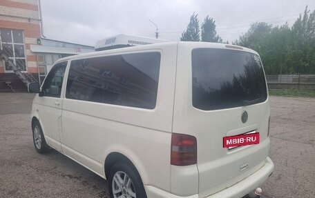 Volkswagen Transporter T5 рестайлинг, 2003 год, 1 050 000 рублей, 5 фотография