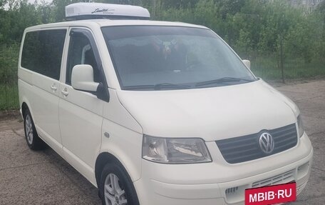 Volkswagen Transporter T5 рестайлинг, 2003 год, 1 050 000 рублей, 2 фотография