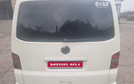 Volkswagen Transporter T5 рестайлинг, 2003 год, 1 050 000 рублей, 4 фотография