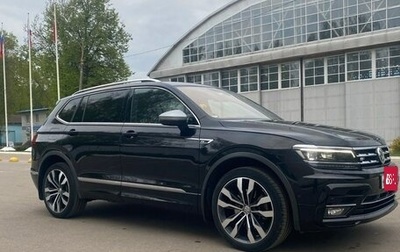 Volkswagen Tiguan II, 2019 год, 3 550 000 рублей, 1 фотография