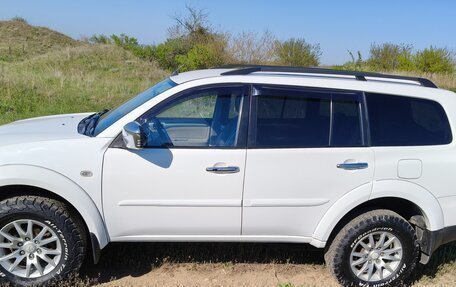 Mitsubishi Pajero Sport II рестайлинг, 2012 год, 1 580 000 рублей, 2 фотография