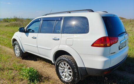 Mitsubishi Pajero Sport II рестайлинг, 2012 год, 1 580 000 рублей, 3 фотография