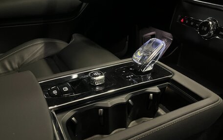 Volvo XC90 II рестайлинг, 2025 год, 13 900 000 рублей, 12 фотография