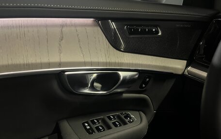 Volvo XC90 II рестайлинг, 2025 год, 13 900 000 рублей, 15 фотография