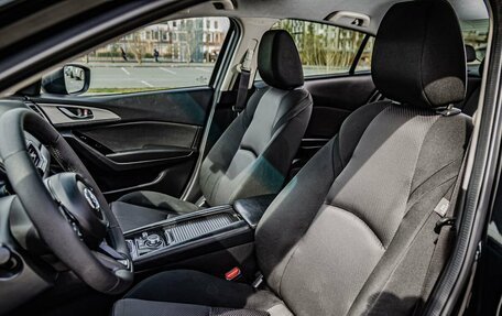 Mazda 3, 2016 год, 1 490 000 рублей, 17 фотография