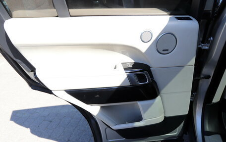 Land Rover Range Rover IV рестайлинг, 2013 год, 3 865 000 рублей, 16 фотография