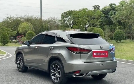 Lexus RX IV рестайлинг, 2022 год, 3 700 000 рублей, 5 фотография