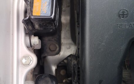 Toyota Prius, 2008 год, 1 020 000 рублей, 13 фотография
