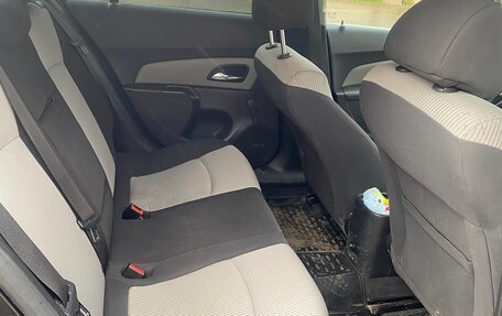 Chevrolet Cruze II, 2011 год, 669 000 рублей, 5 фотография