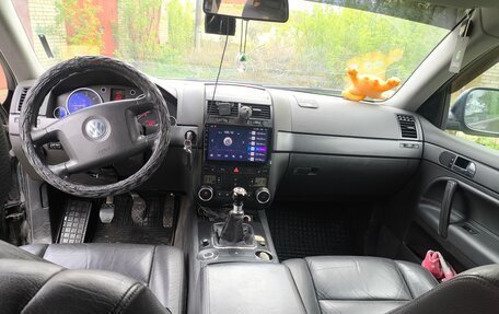 Volkswagen Touareg III, 2006 год, 799 000 рублей, 7 фотография