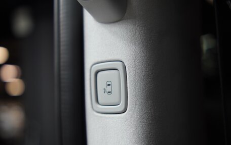 Hyundai Staria, 2024 год, 8 500 000 рублей, 24 фотография