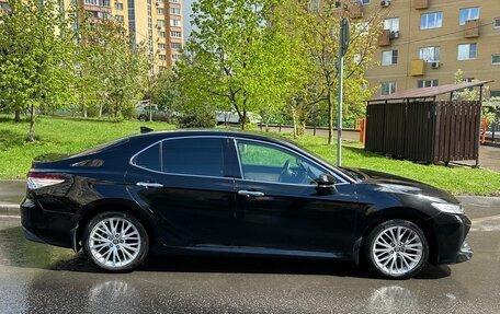 Toyota Camry, 2020 год, 3 380 000 рублей, 6 фотография