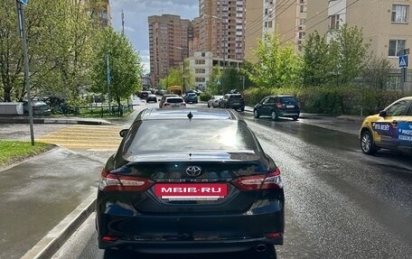 Toyota Camry, 2020 год, 3 380 000 рублей, 4 фотография