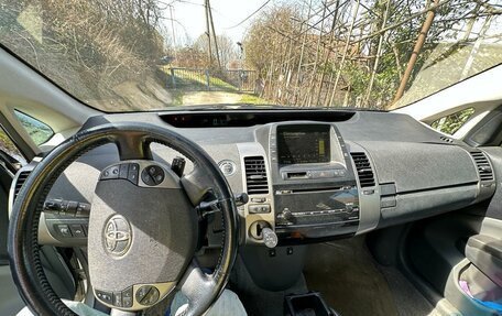 Toyota Prius, 2007 год, 900 000 рублей, 4 фотография