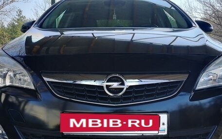 Opel Astra J, 2011 год, 770 000 рублей, 5 фотография