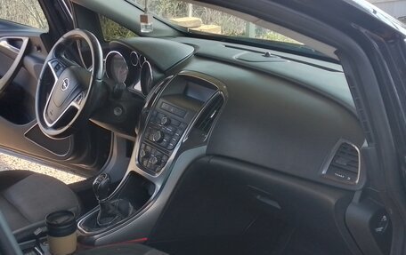 Opel Astra J, 2011 год, 770 000 рублей, 15 фотография