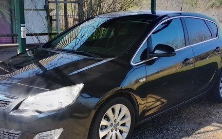 Opel Astra J, 2011 год, 770 000 рублей, 26 фотография