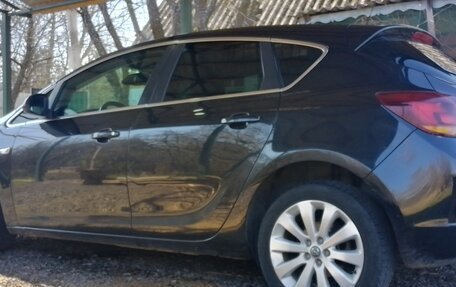 Opel Astra J, 2011 год, 770 000 рублей, 30 фотография
