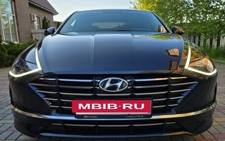 Hyundai Sonata VIII, 2020 год, 2 320 000 рублей, 2 фотография