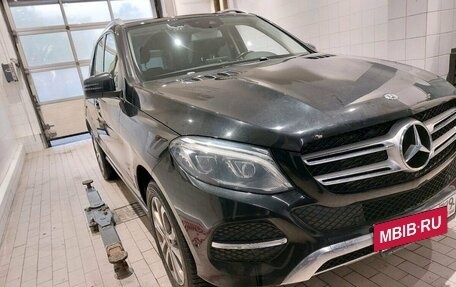 Mercedes-Benz GLE, 2017 год, 4 197 000 рублей, 2 фотография