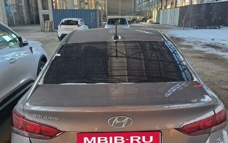 Hyundai Solaris II рестайлинг, 2018 год, 1 000 000 рублей, 2 фотография