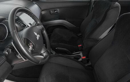 Mitsubishi Outlander III рестайлинг 3, 2011 год, 1 299 000 рублей, 9 фотография