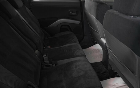 Mitsubishi Outlander III рестайлинг 3, 2011 год, 1 299 000 рублей, 11 фотография