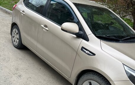 KIA Rio III рестайлинг, 2014 год, 700 000 рублей, 5 фотография