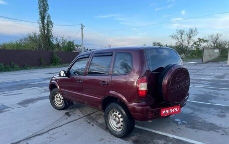 Chevrolet Niva I рестайлинг, 2005 год, 240 000 рублей, 3 фотография