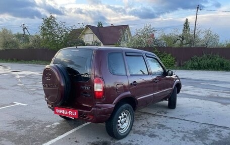 Chevrolet Niva I рестайлинг, 2005 год, 240 000 рублей, 4 фотография