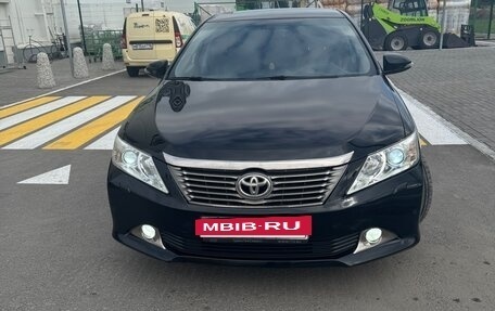 Toyota Camry, 2013 год, 1 950 000 рублей, 10 фотография