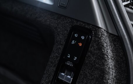 Land Rover Range Rover IV рестайлинг, 2025 год, 25 900 000 рублей, 33 фотография