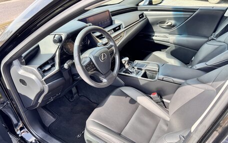 Lexus ES VII, 2021 год, 4 850 000 рублей, 17 фотография