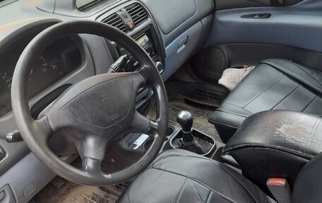 Mitsubishi Space Star I рестайлинг, 1999 год, 220 000 рублей, 3 фотография
