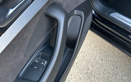 Audi A8, 2012 год, 1 950 000 рублей, 17 фотография