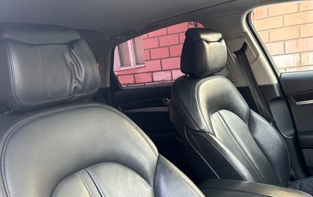 Audi A8, 2012 год, 1 950 000 рублей, 18 фотография
