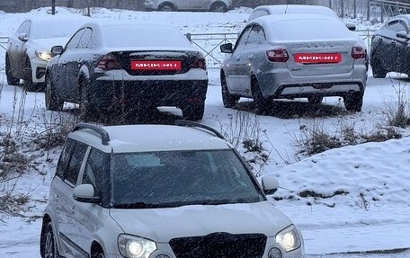 Skoda Yeti I рестайлинг, 2012 год, 1 000 000 рублей, 2 фотография