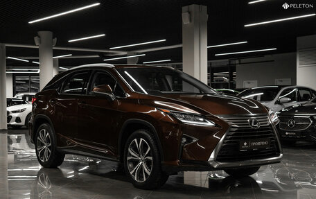 Lexus RX IV рестайлинг, 2017 год, 3 850 000 рублей, 2 фотография