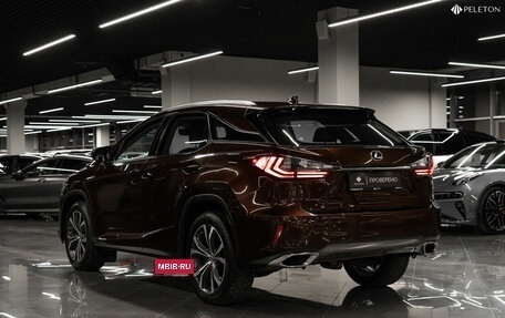 Lexus RX IV рестайлинг, 2017 год, 3 850 000 рублей, 4 фотография