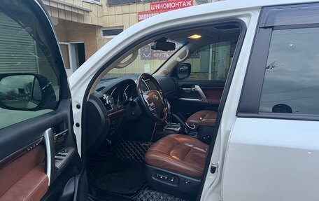 Toyota Land Cruiser 200, 2014 год, 3 835 000 рублей, 15 фотография