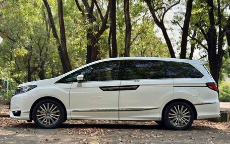 Honda Elysion, 2022 год, 2 900 000 рублей, 4 фотография