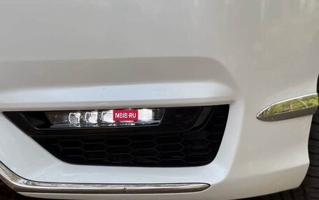 Honda Elysion, 2022 год, 2 900 000 рублей, 15 фотография