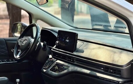 Honda Elysion, 2022 год, 2 900 000 рублей, 21 фотография