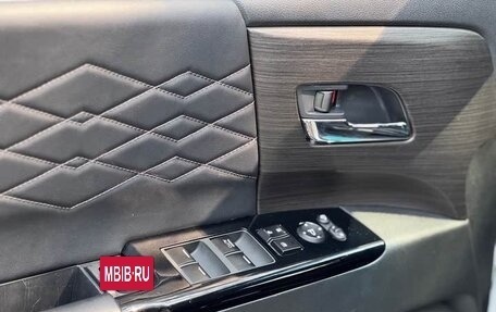 Honda Elysion, 2022 год, 2 900 000 рублей, 22 фотография