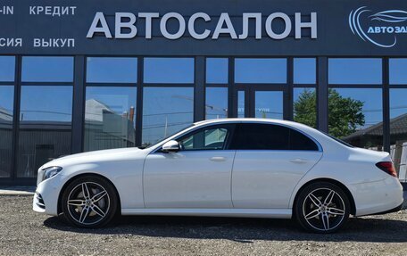 Mercedes-Benz E-Класс, 2019 год, 3 450 000 рублей, 4 фотография