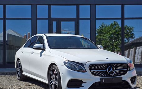 Mercedes-Benz E-Класс, 2019 год, 3 450 000 рублей, 2 фотография