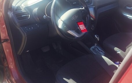 KIA Rio III рестайлинг, 2013 год, 980 000 рублей, 6 фотография